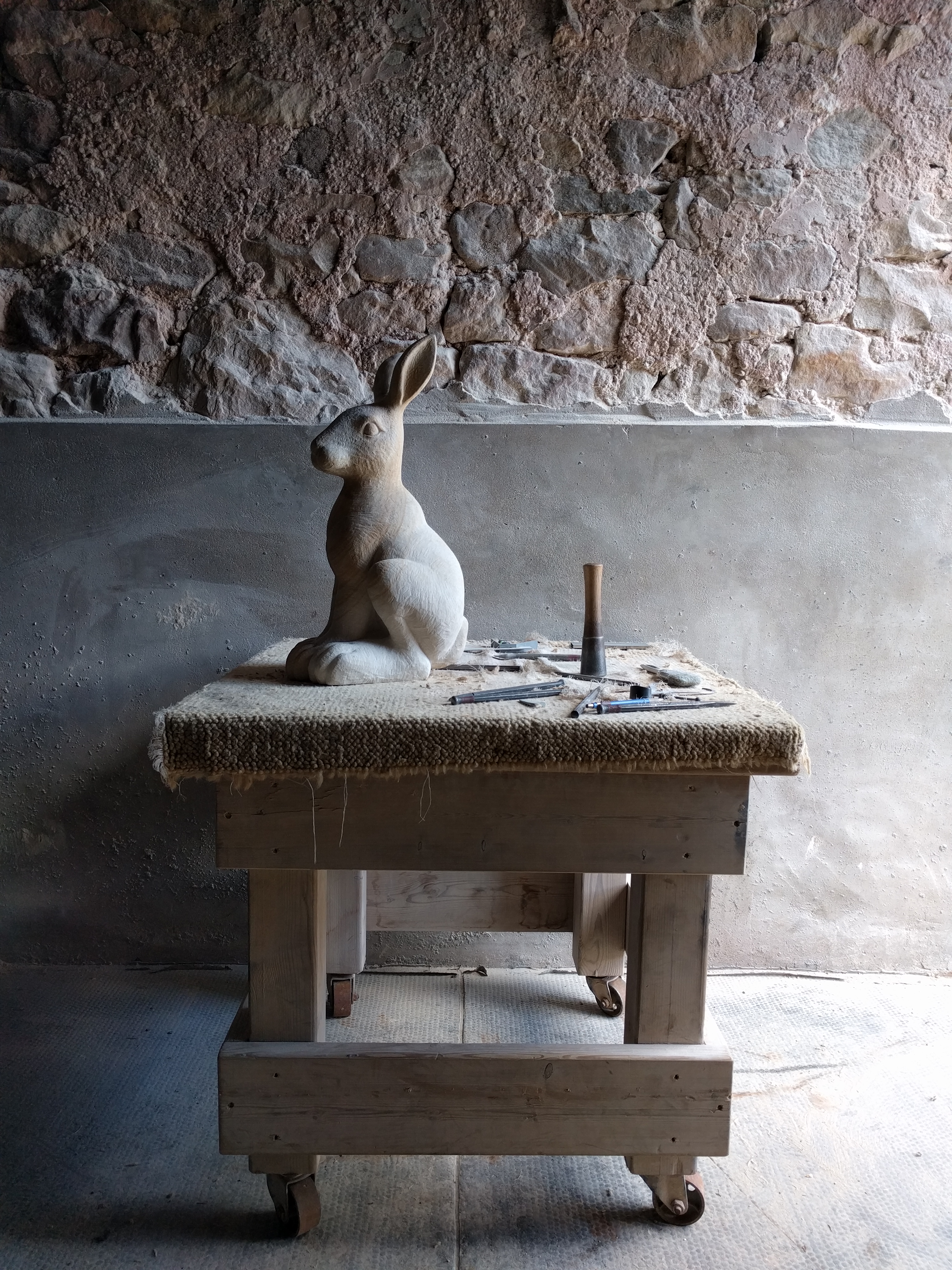 Northumbrian Stone Carver, Luke Batchelor, carving of a hare